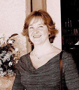 Dr Sandra Paoli
