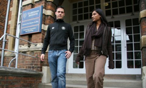 Students outside the Clarendon Institute